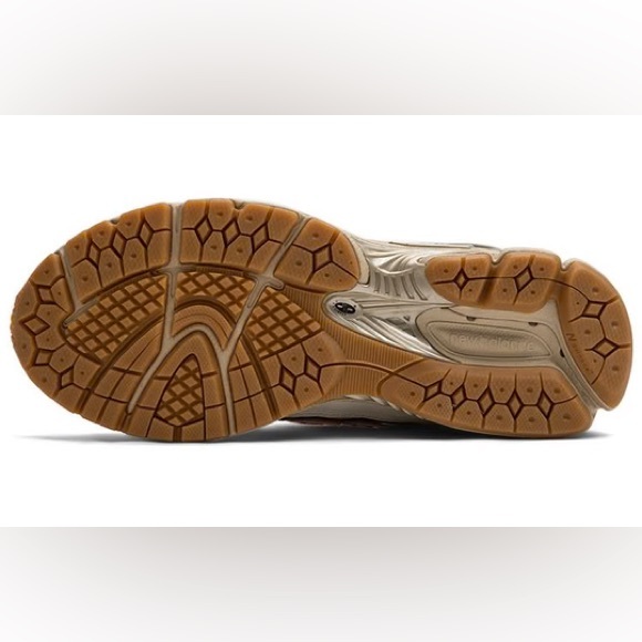 New Balance 1906R - Picture 3 of 5